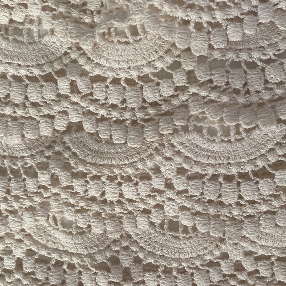 Cream Colored NWT Tiered Layered Cutout Shorts - Picture 6 of 15